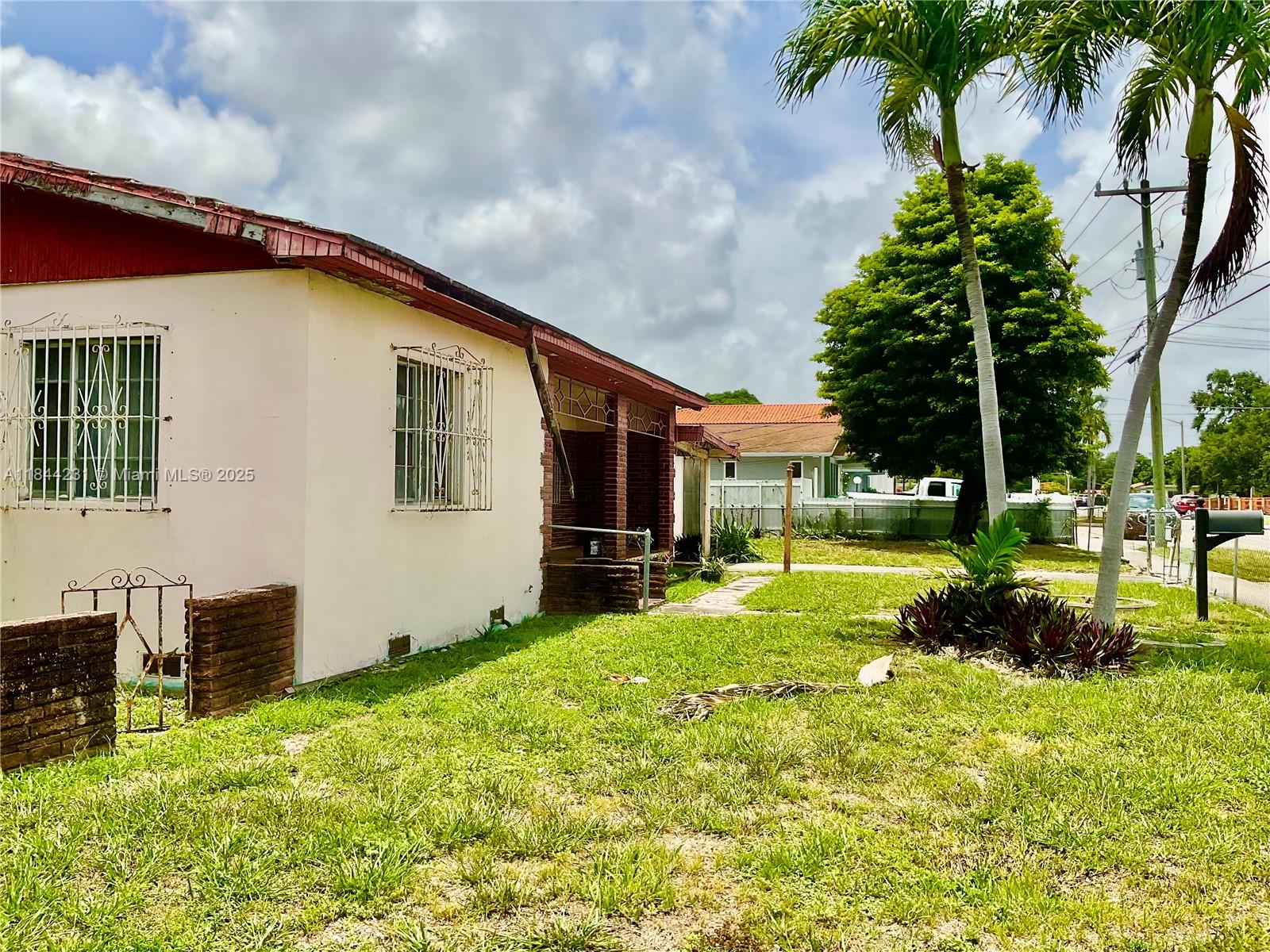 1300 NW 29th Ave