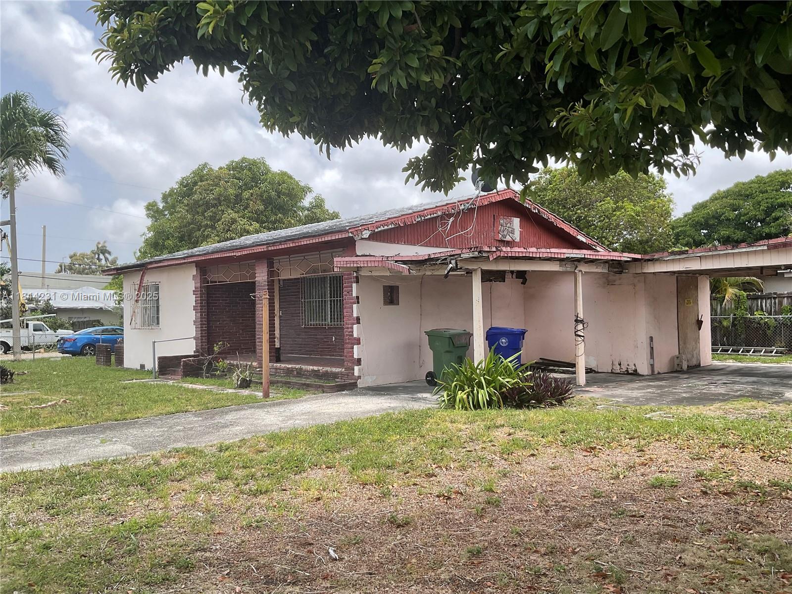 1300 NW 29th Ave