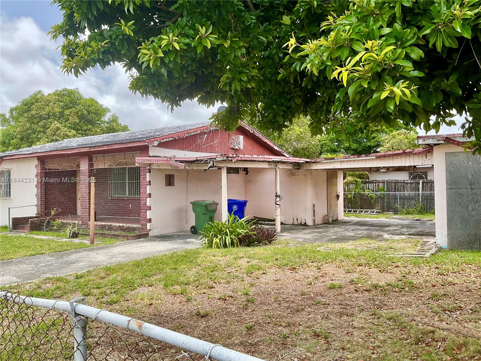 1300 NW 29th Ave