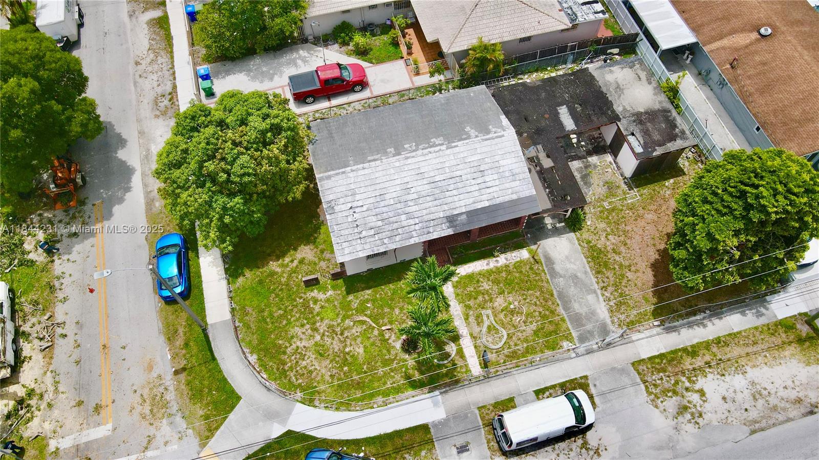 1300 NW 29th Ave