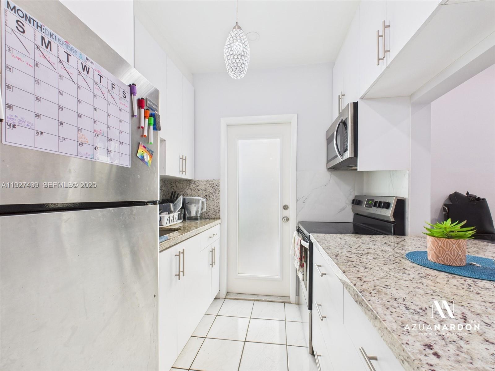 644 Meridian Ave # 1