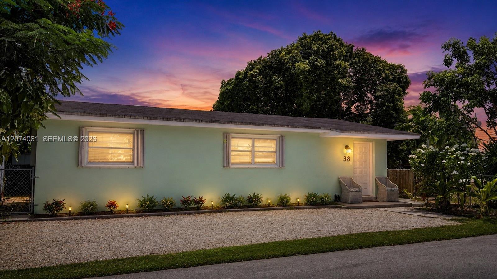 38 Silver Springs Dr