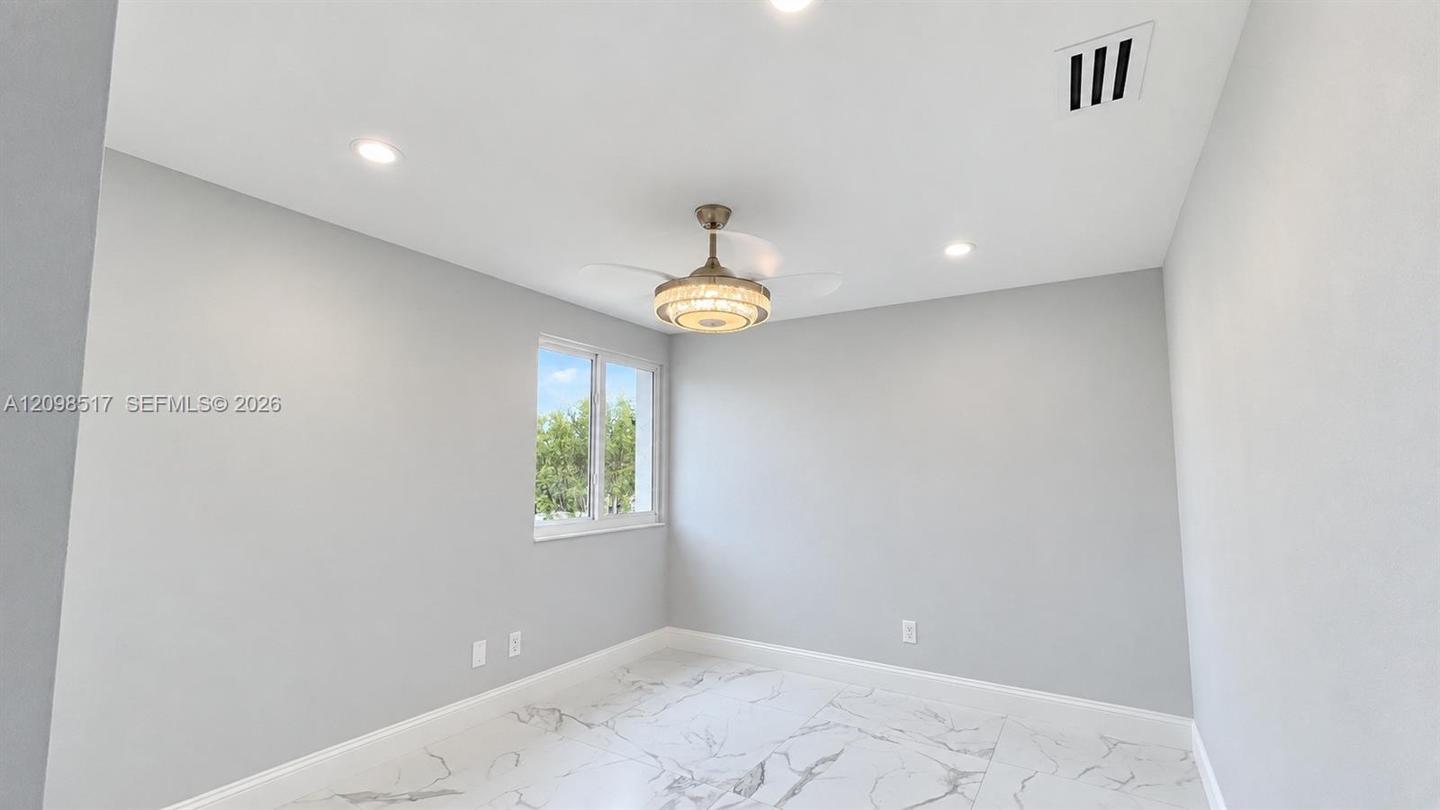 212 SW 179th Ave