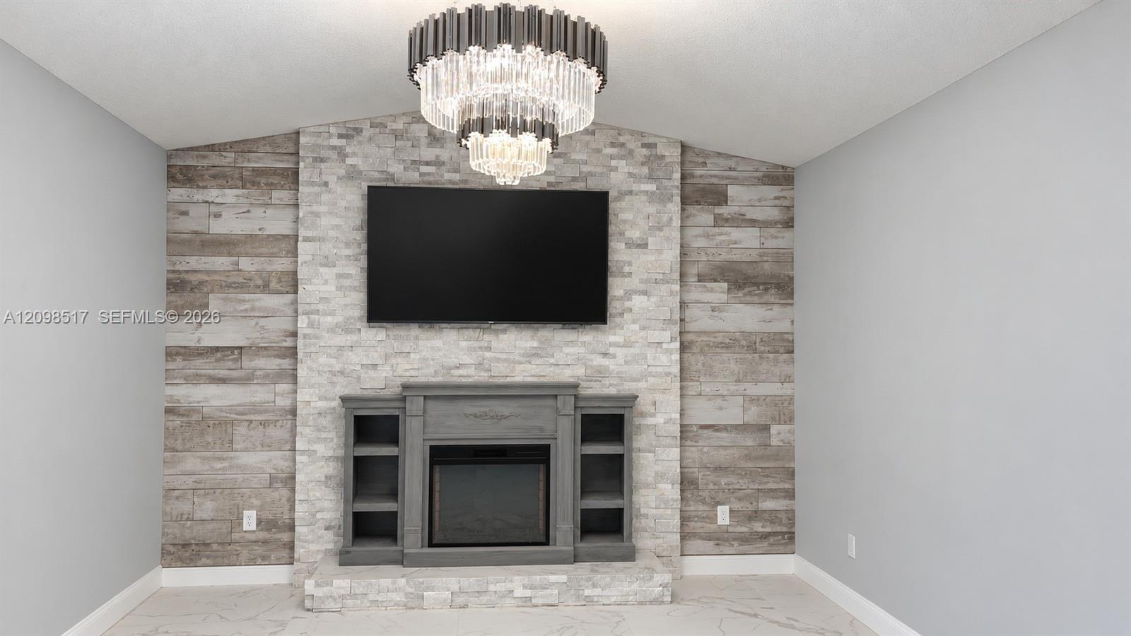 212 SW 179th Ave