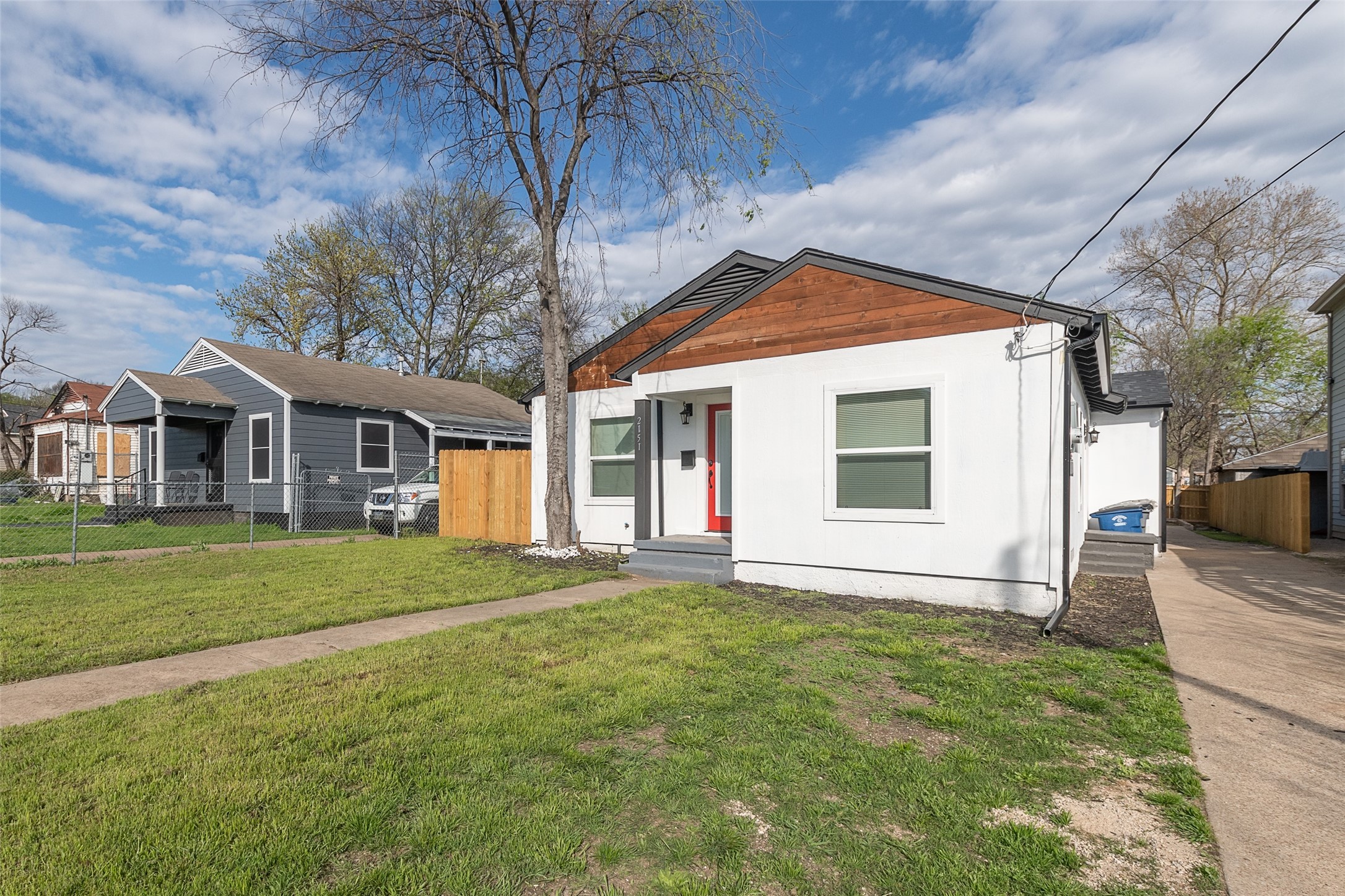 2151 E Overton Road