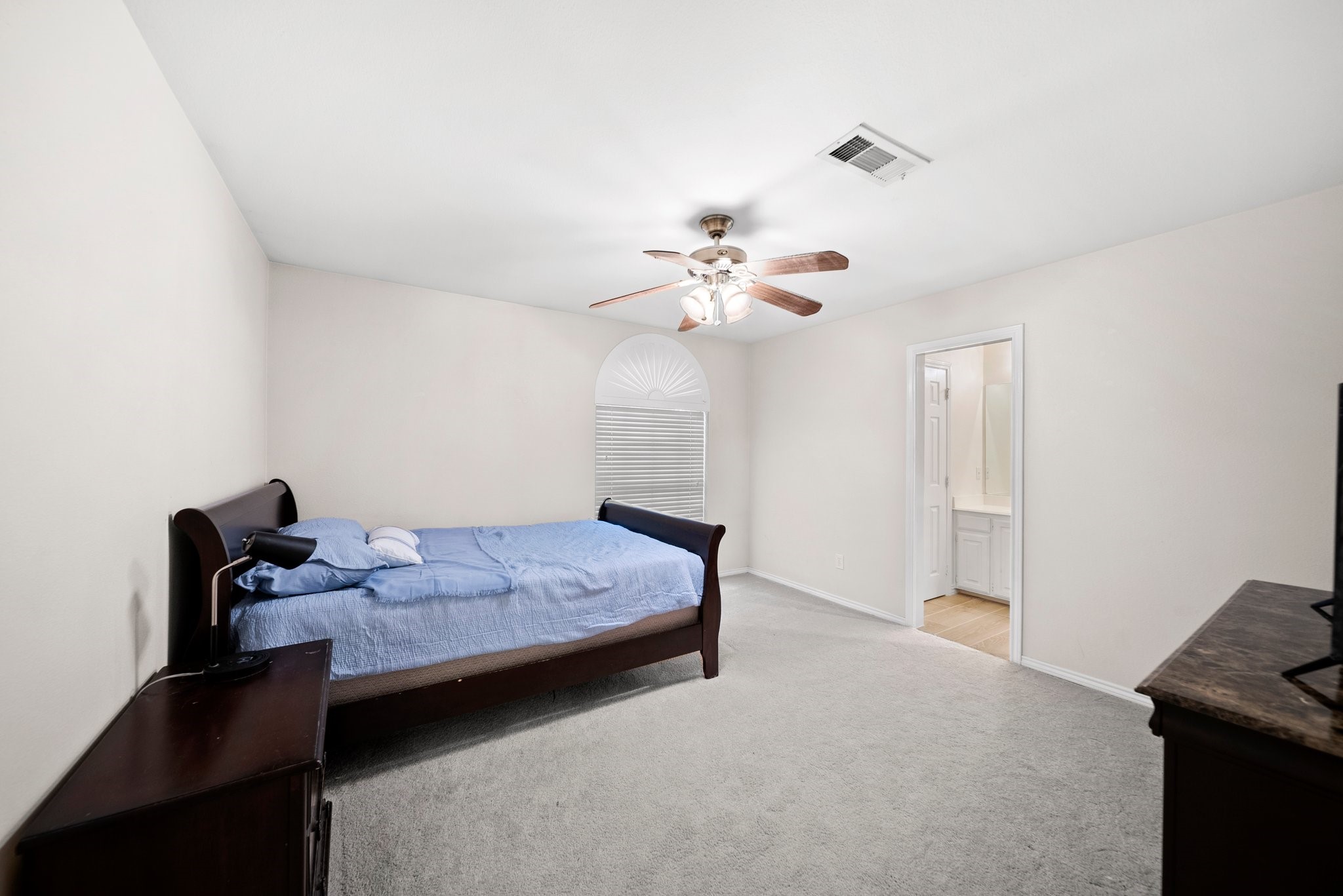 14633 Lakecrest Drive