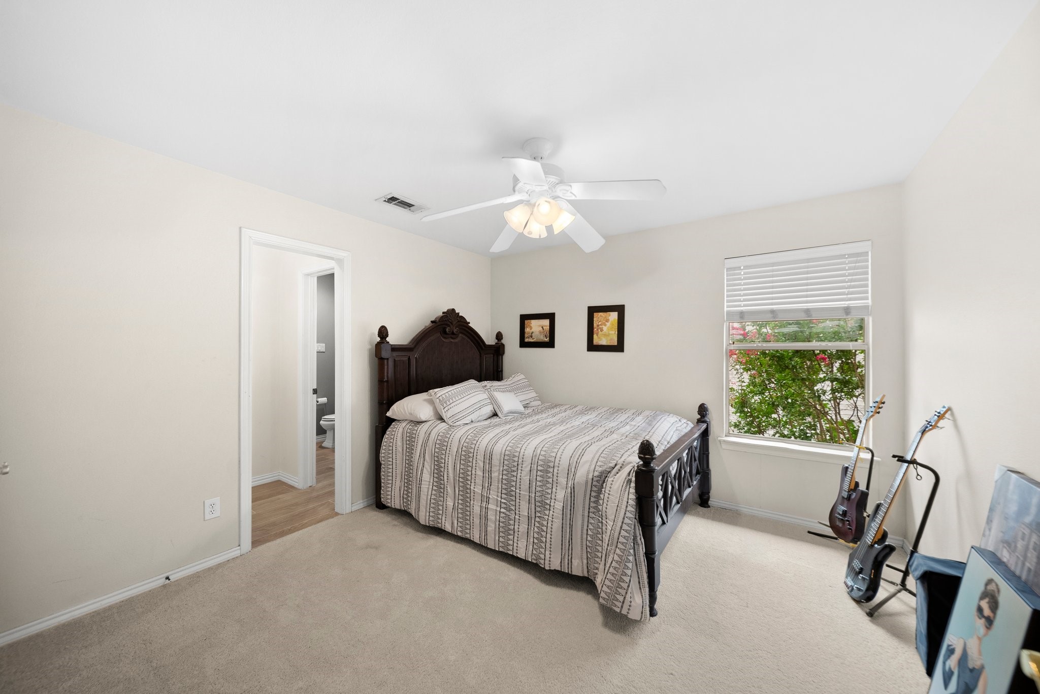 14633 Lakecrest Drive