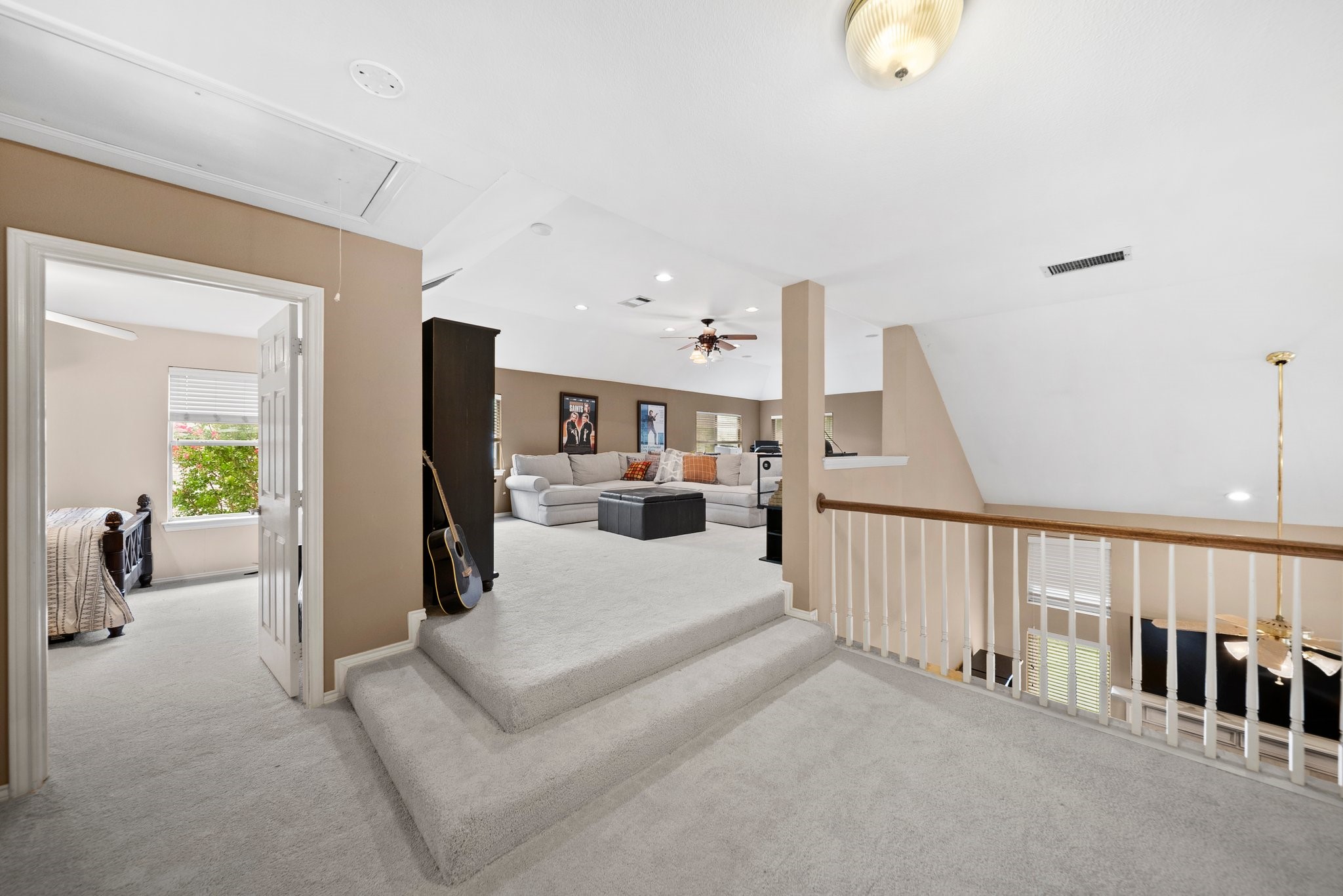 14633 Lakecrest Drive