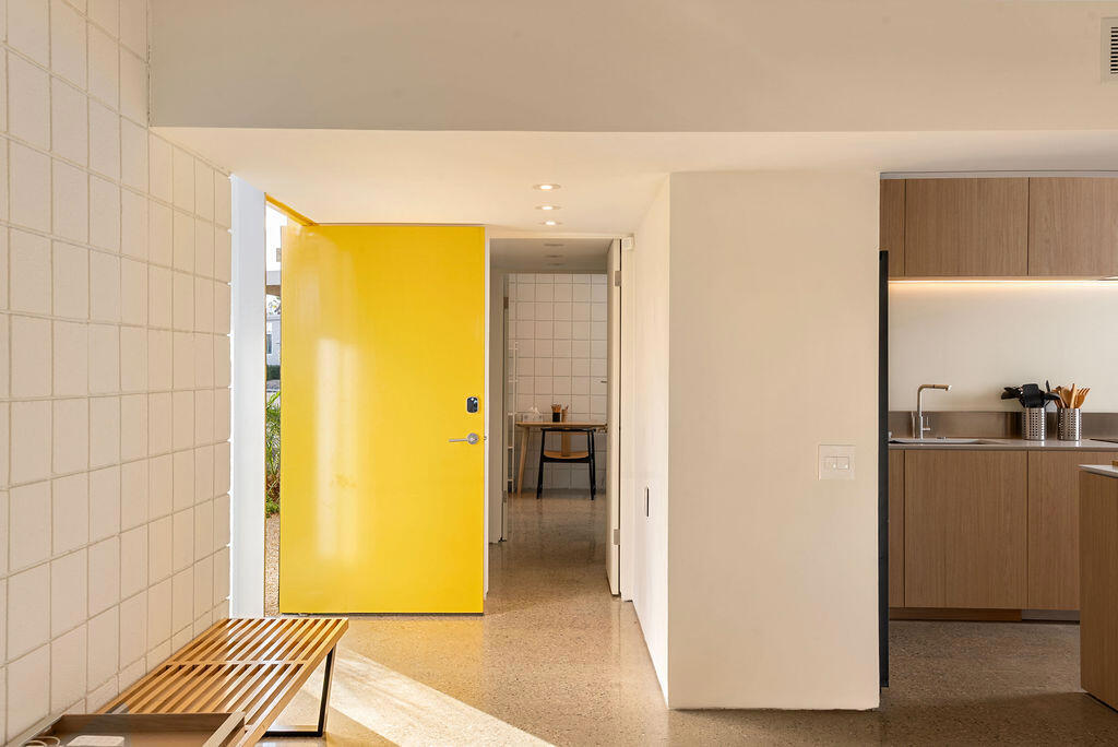 483 Sandpiper Street