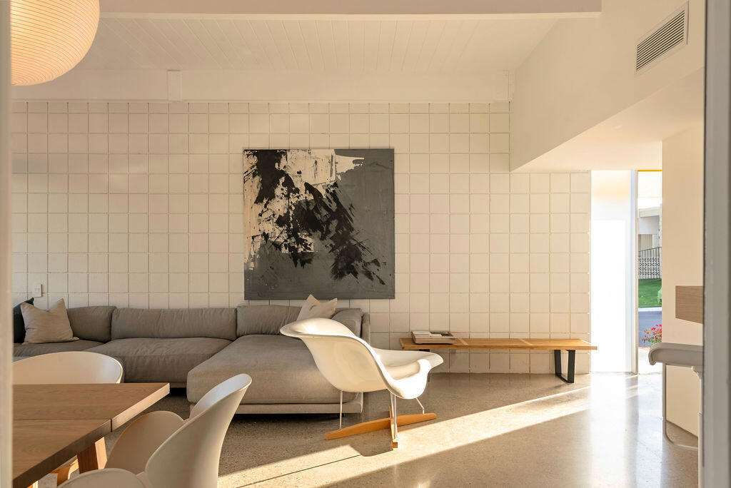 483 Sandpiper Street