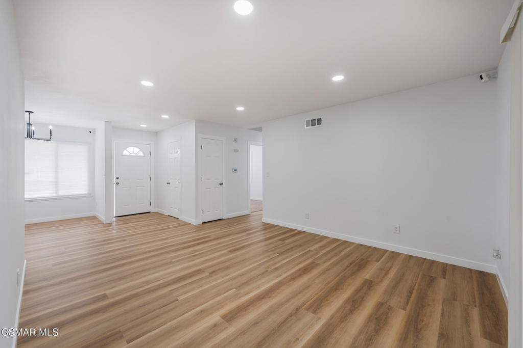 1477 Dinsmore Street