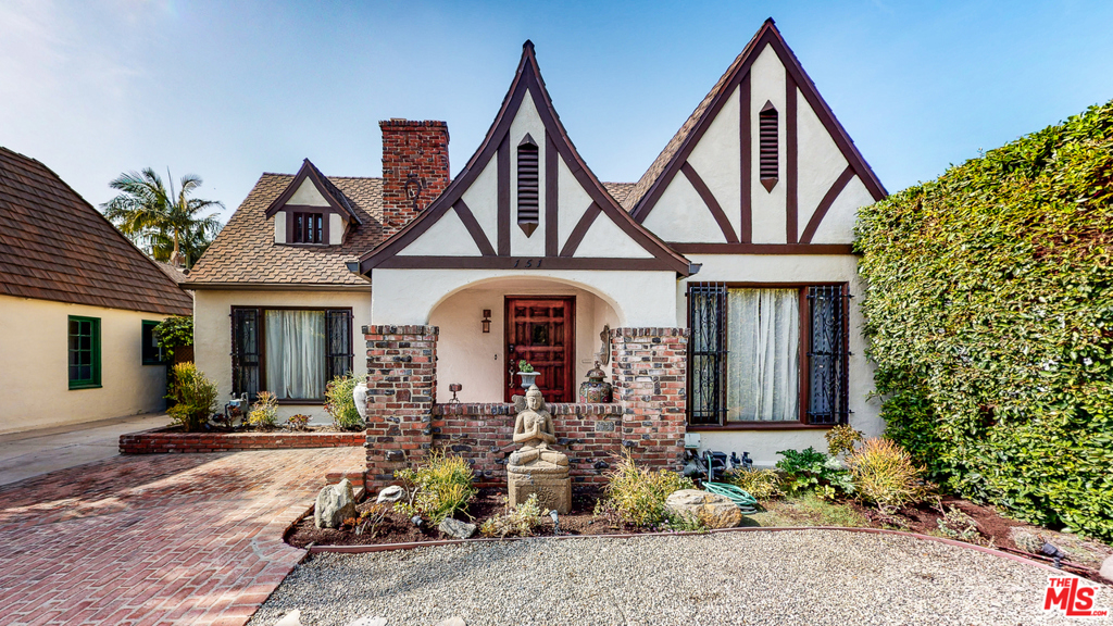 151 N Martel Avenue