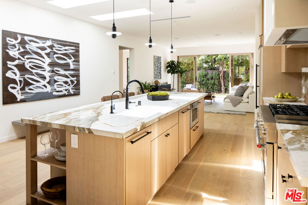 11455 Woodbine Street