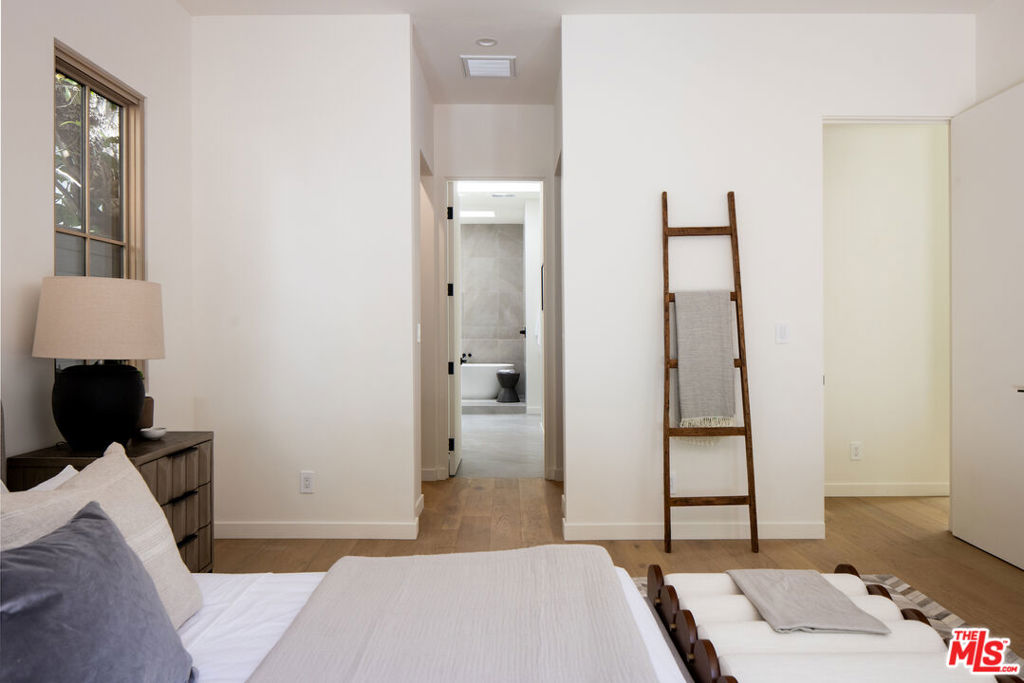 11455 Woodbine Street