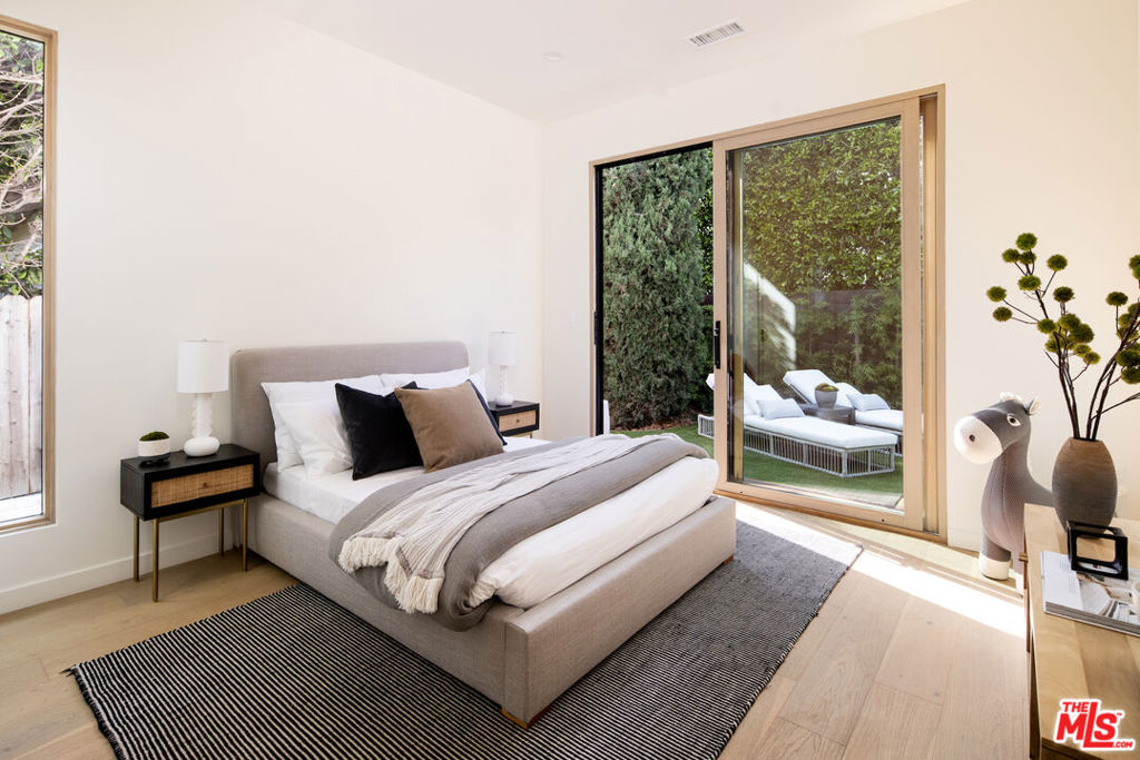 11455 Woodbine Street