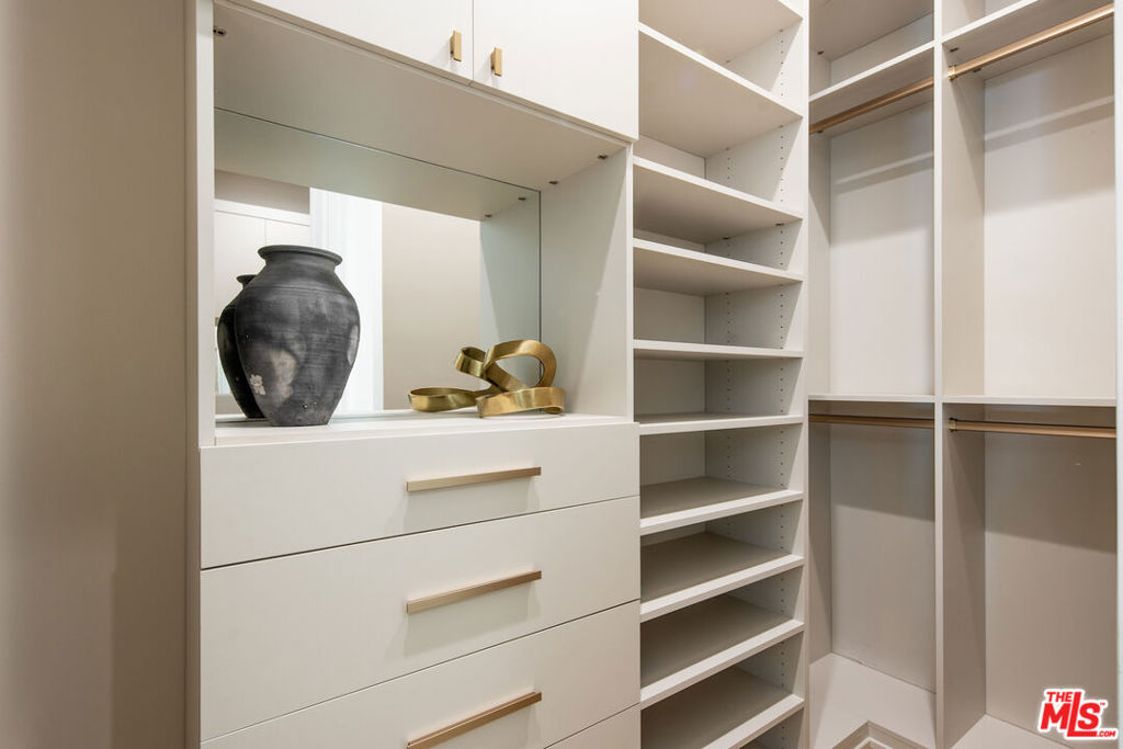 11455 Woodbine Street