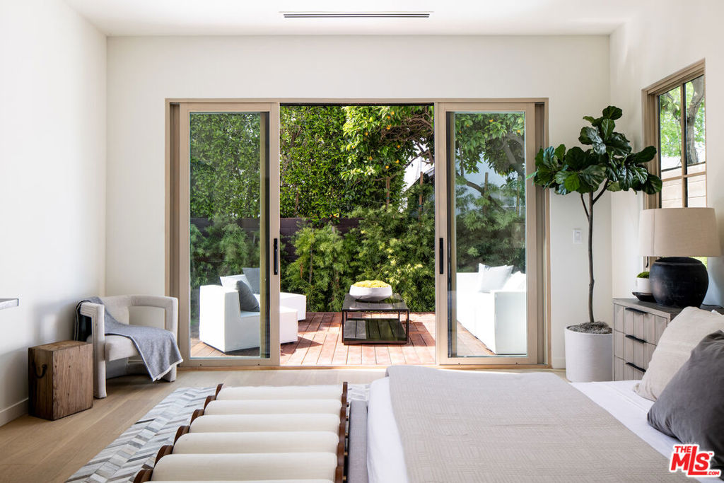 11455 Woodbine Street