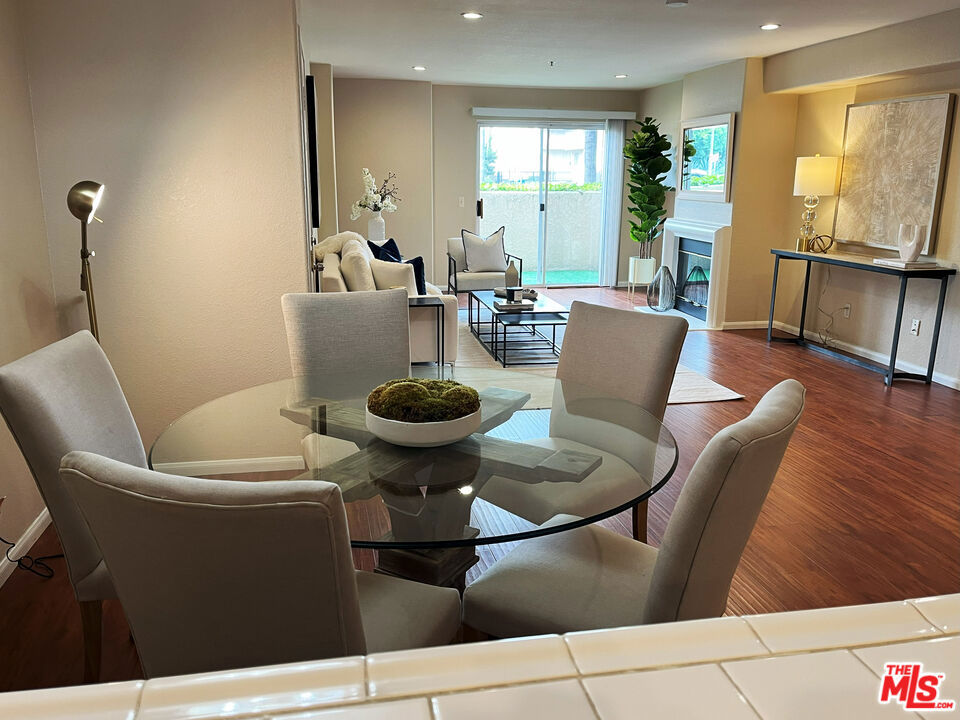 15114 Sherman Way 104