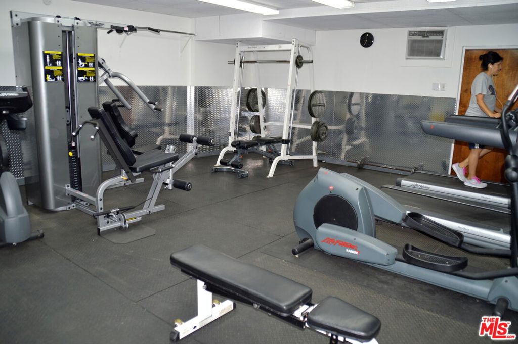 5900 Canterbury Drive K228