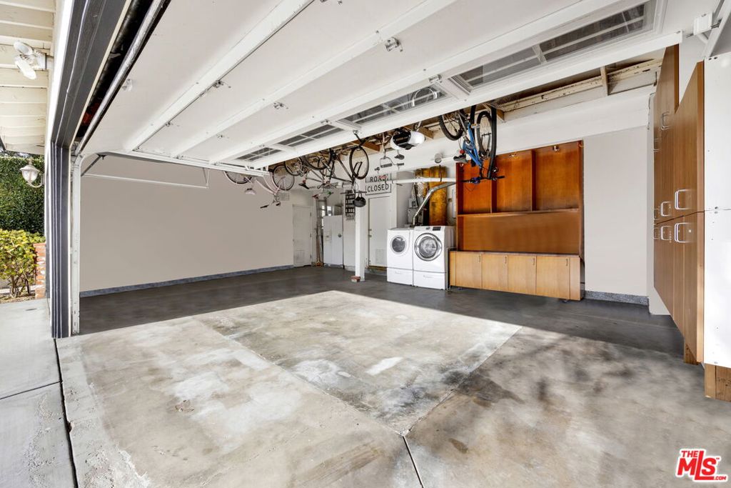 12052 Beaufait Avenue