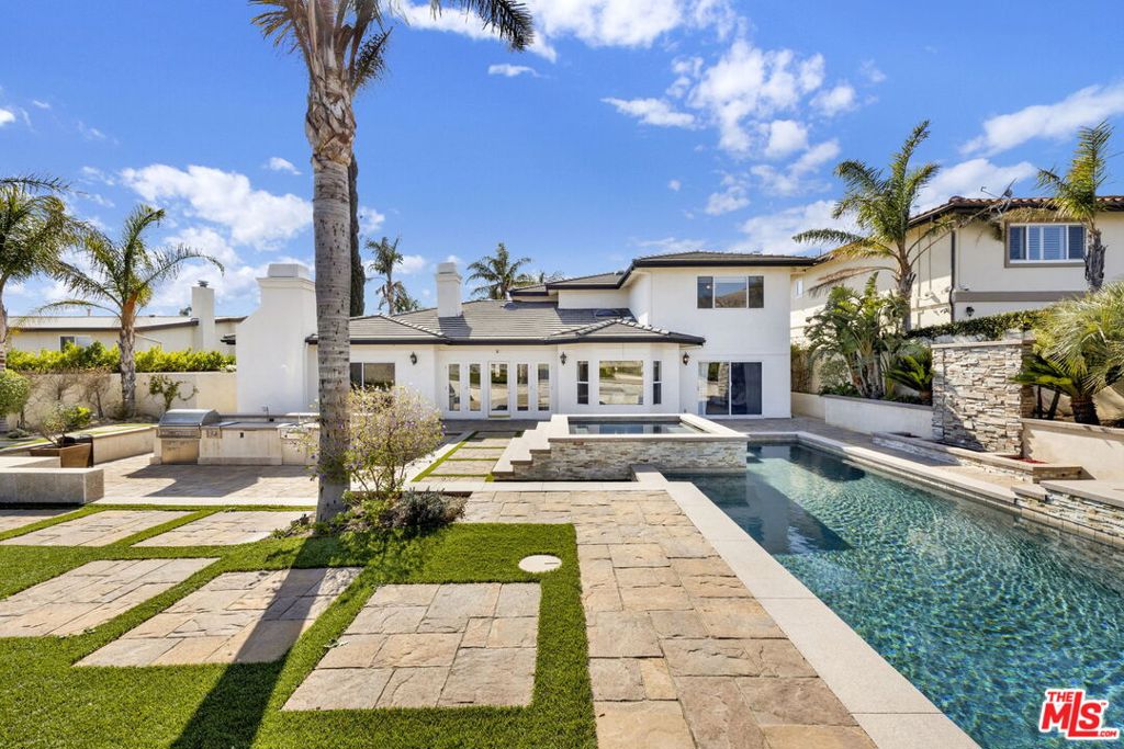 12052 Beaufait Avenue