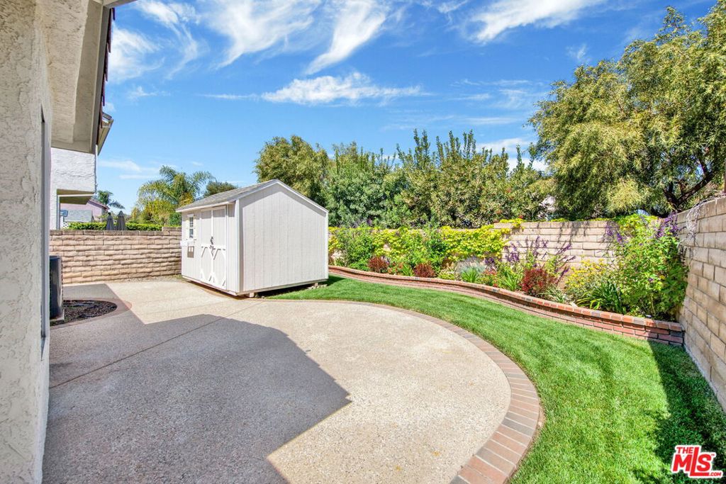 3057 Sleepy Hollow Street