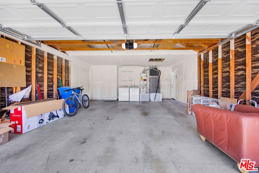 3057 Sleepy Hollow Street