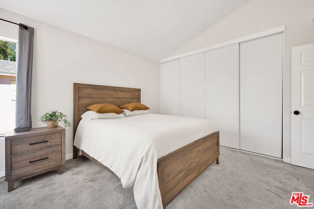 3057 Sleepy Hollow Street