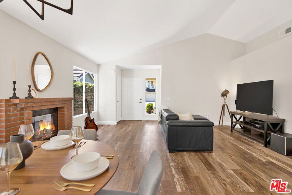 3057 Sleepy Hollow Street