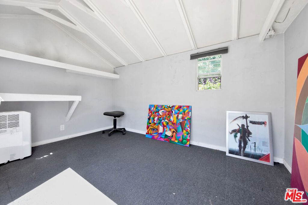 3057 Sleepy Hollow Street