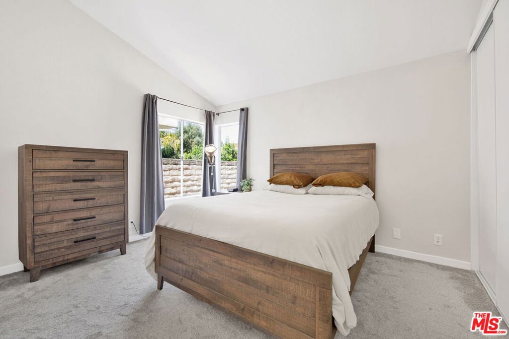 3057 Sleepy Hollow Street