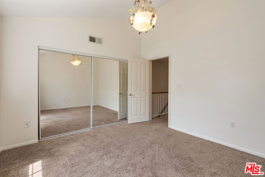 13030 Moorpark Street 3