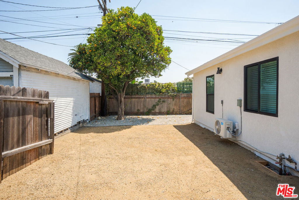6046 Madden Avenue