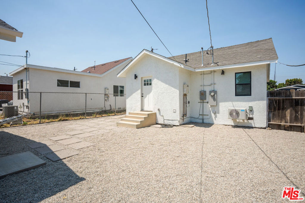 6046 Madden Avenue