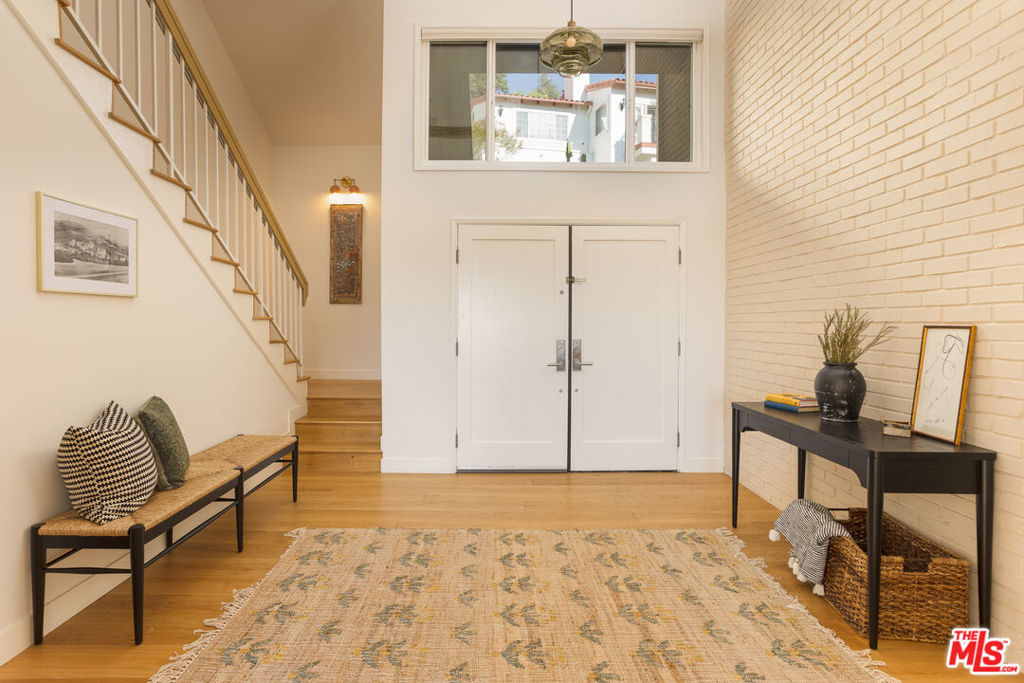 1337 E Palmer Avenue