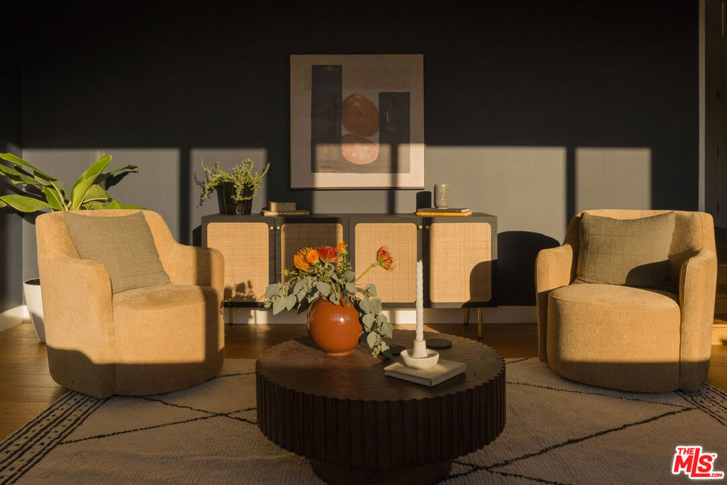 1337 E Palmer Avenue