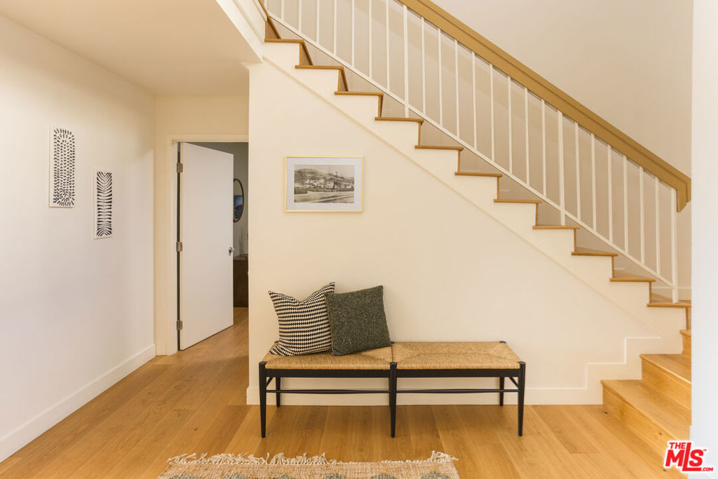 1337 E Palmer Avenue