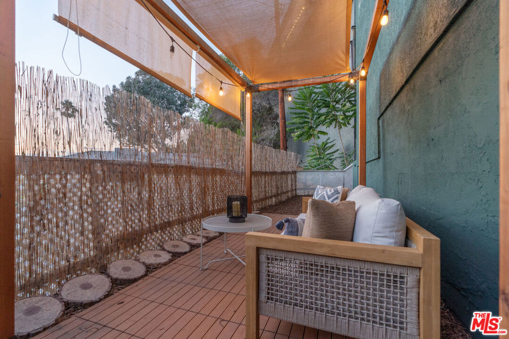 1337 E Palmer Avenue