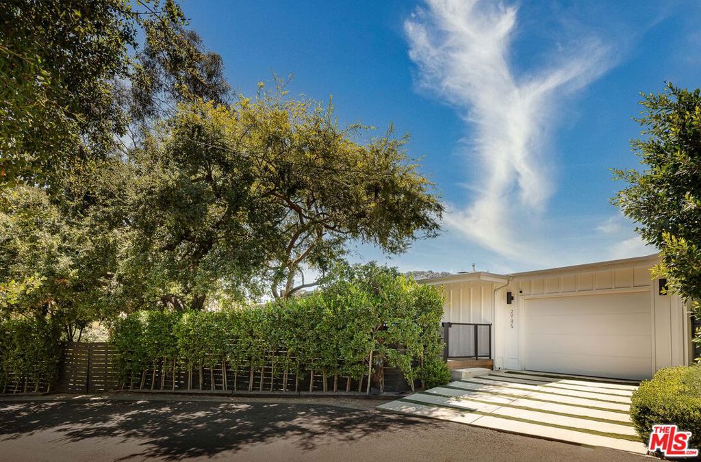 2785 Laurel Canyon Place