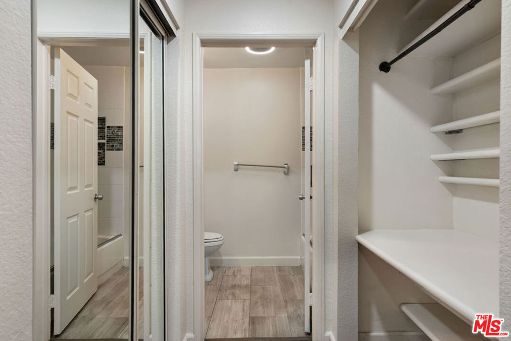 327 Chestnut Avenue 104