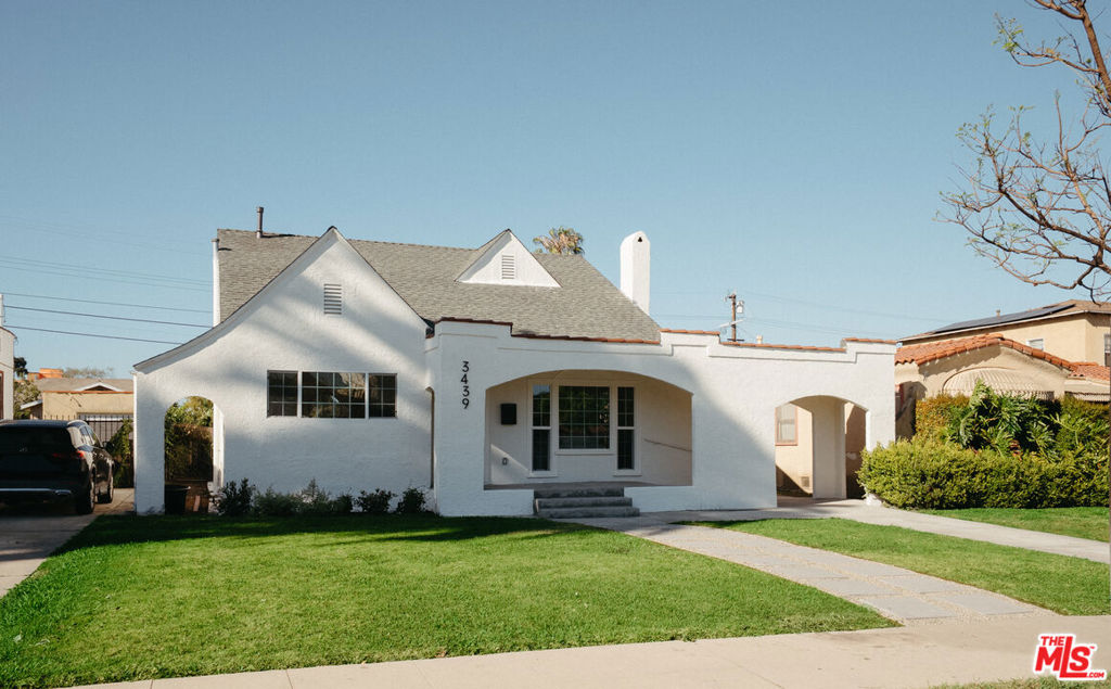 3439 W 59th Place