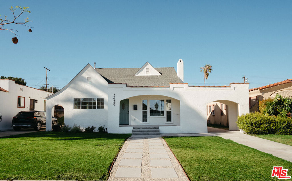 3439 W 59th Place