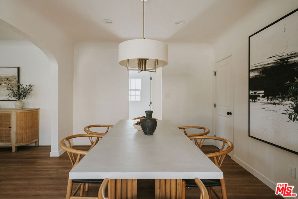 3439 W 59th Place