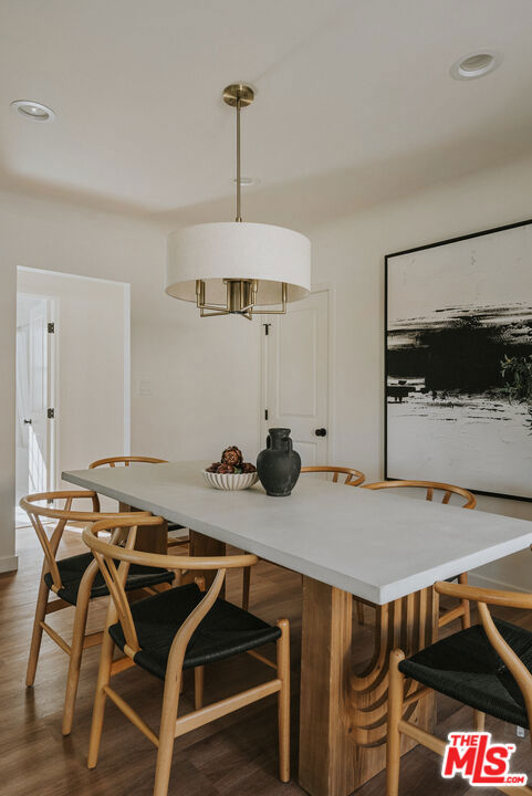 3439 W 59th Place