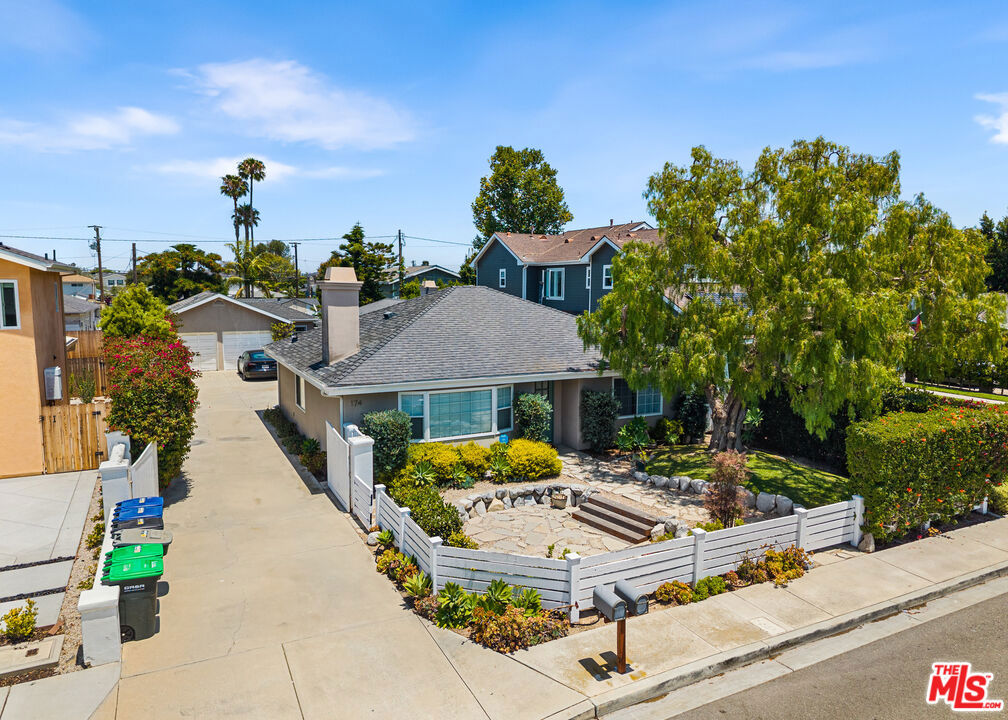 174 Flower Street