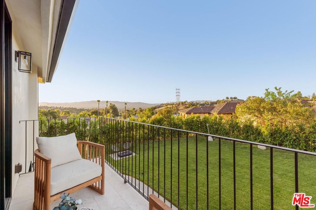 4016 San Remo Way