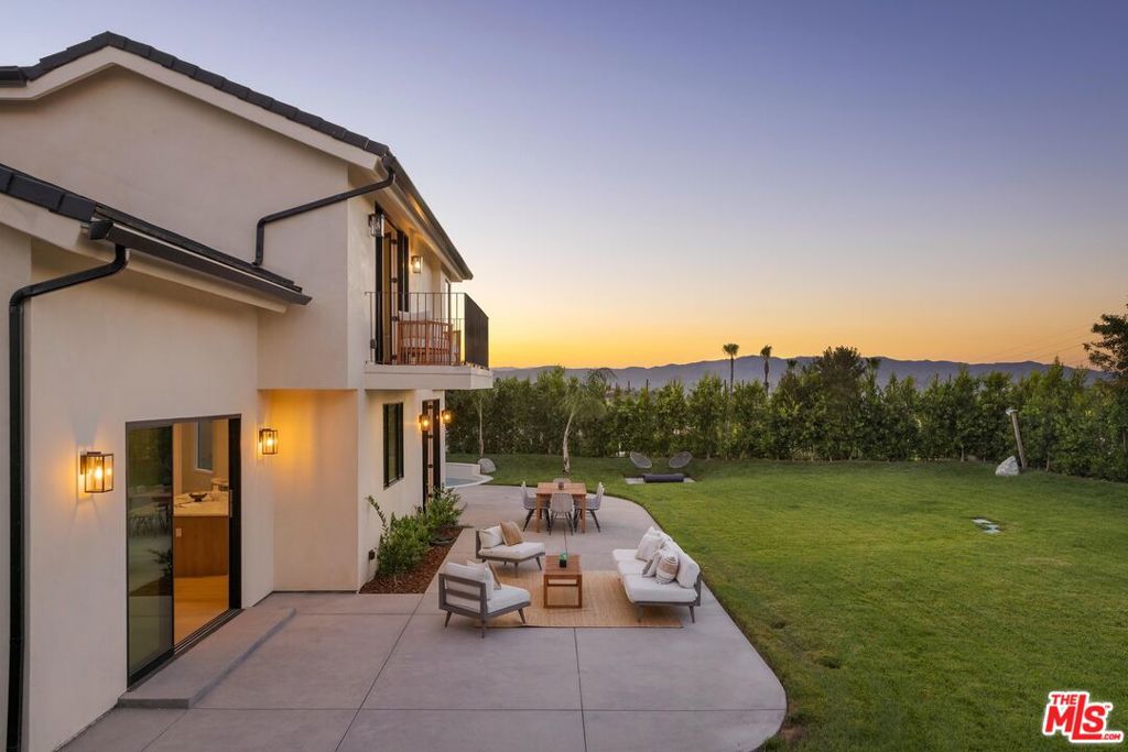 4016 San Remo Way
