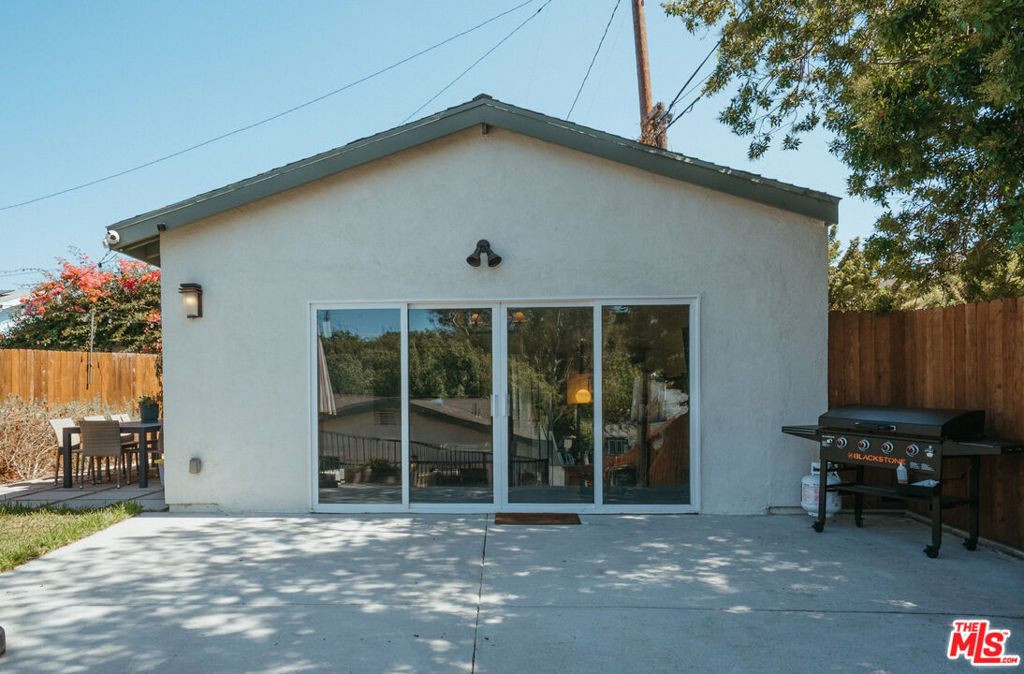 1316 N Chester Avenue
