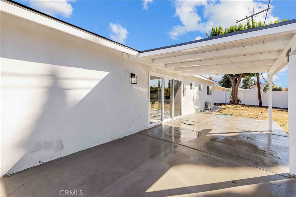 738 Mathewson Avenue