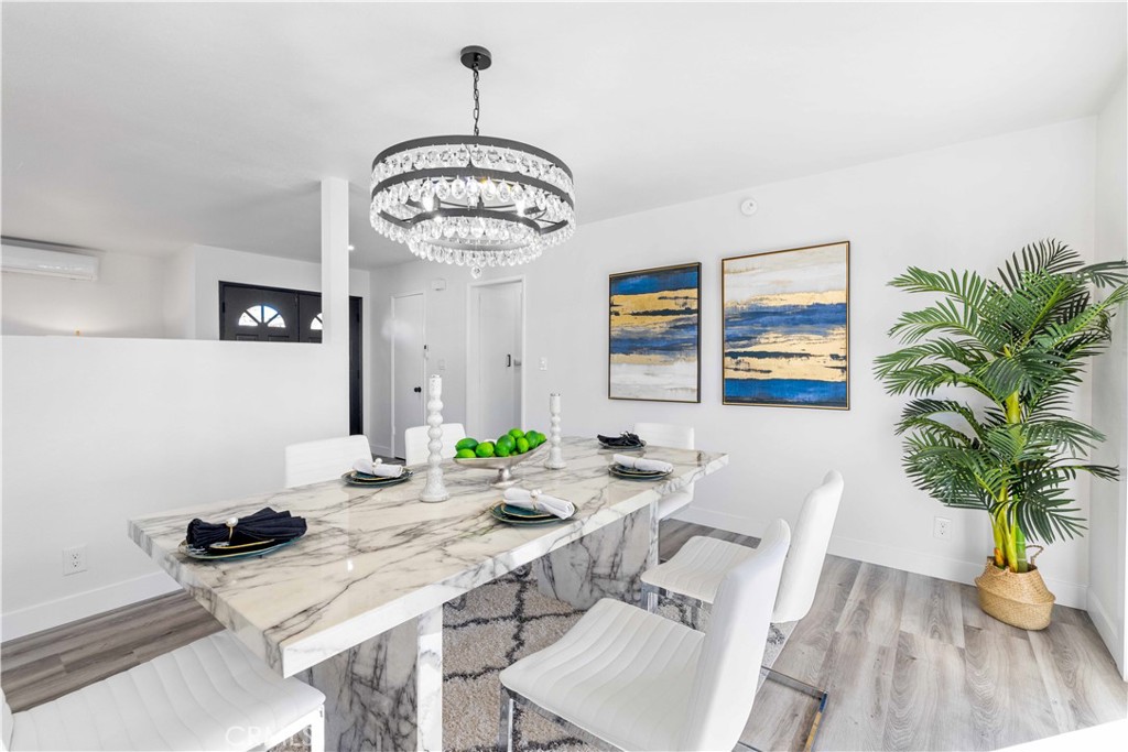 738 Mathewson Avenue